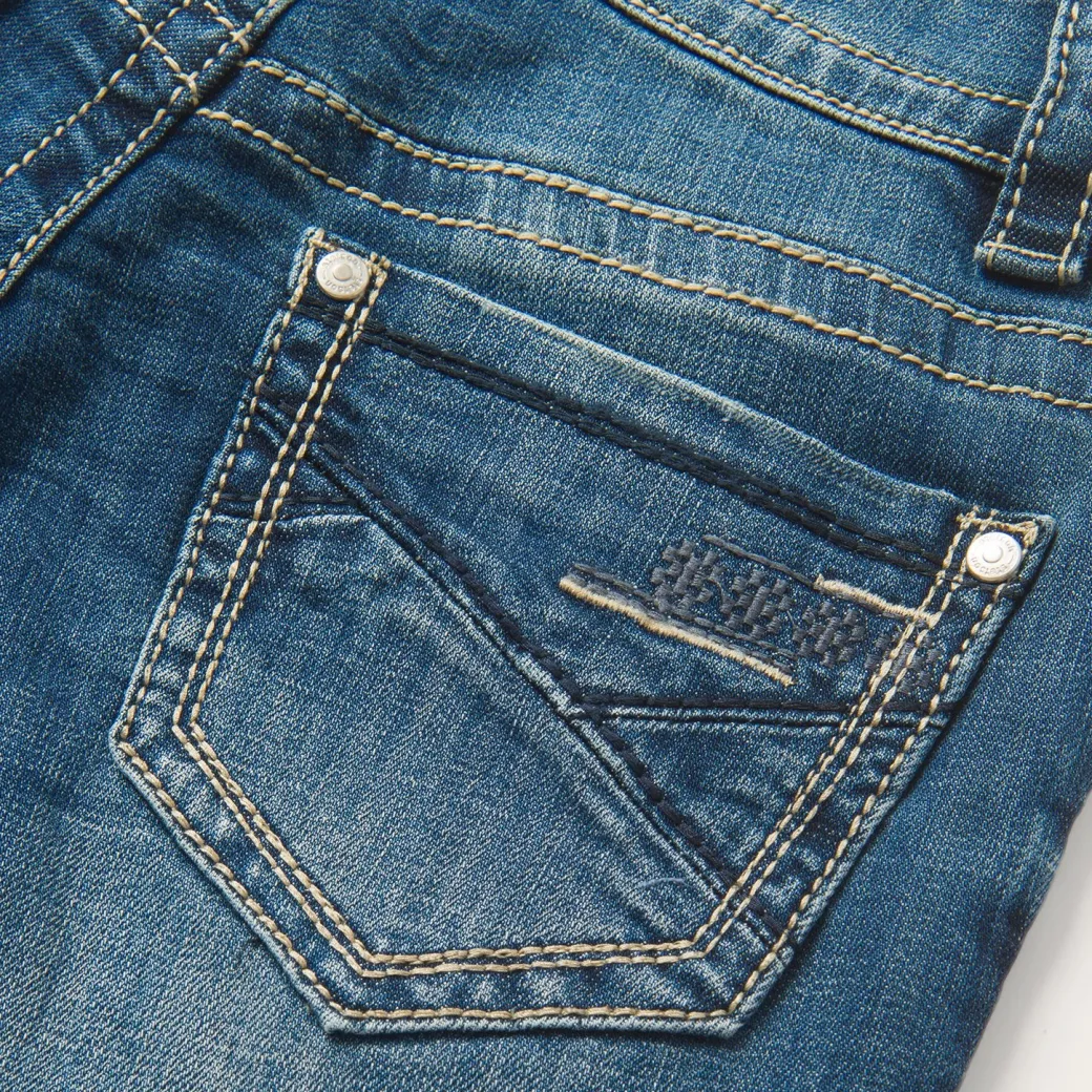 214 Trouser Fit Jean With Deco Back Pocket